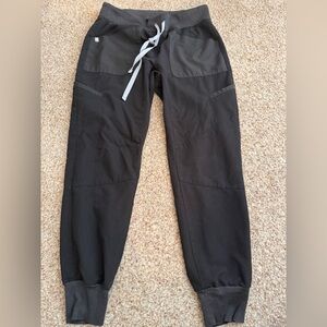 Figs Black Women's Scrub Jogger Pants